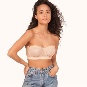 Lively Lace strapless bra